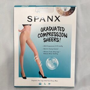 SPANX Graduated Compression Sheers in Black
